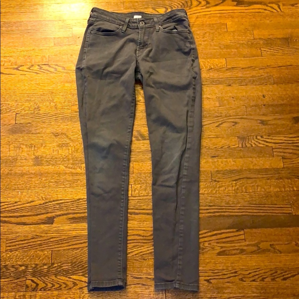 Gray skinny jeans